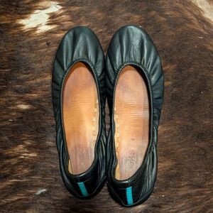 Tieks Black Leather Flats with Teal Stripe